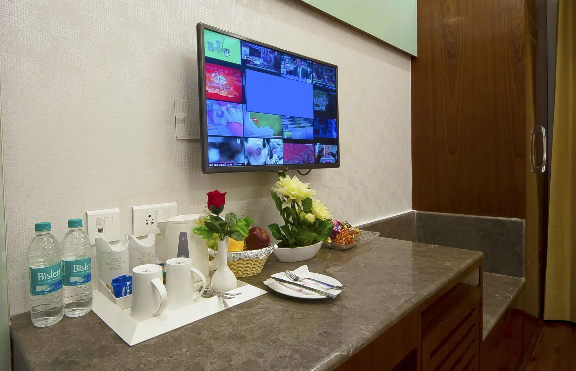 Hotel Swaran Palace Delhi  Luaran gambar